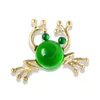 Designer Luxury Brosch Big Belly Jelly Glass Series Spider Stereoskopisk bröstnål full av diamantgroda bröstnål kvinnors utsökta internetröd trend