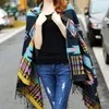 Moda Kadın Kış Poncho Etnik Baskılı Oodie Cape Bohemia Akrilik Yün Şal Eşarp Bayanlar Sweater Fringe Hooded1671