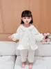 2023 neue Designer-Stil Baby Mädchen Pyjamas Sets Winter Nachtwäsche Kinder Home Kleidung Kinder Pyjamas Korallen Samt Pyjamas Kinder Prinzessin Pyjamas Weihnachtsgeschenk