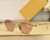 Cat Eye Sungass Sungasses Gold Metal Frame / brun Femmes ombragées Designer Lunettes de soleil Shades UV400 Eyewear avec boîte