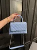 alça crossbody mini bolsa bolsas de corrente de luxo rosa branco azul mulher corrente aba bolsa de ombro tira ouro cc carta bolsa três tamanhos 20 cm 25 cm 28 cm saco de compras de trabalho