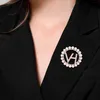Designer Luxury Brooch Korean Version of Xiaofeng Digit 5 Brooch Pearl Rhinestone Letter Brooch Mother's Gift Anti Fading Pin Accessories