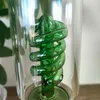 Bong Perc Beaker a spirale verde alto 16,7 pollici - Tiri fluidi e design elegante