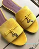 Half Slippers Flat Bottom Luxury Designer Summer Walk Shoes Sandals Large Size