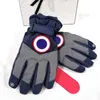 Guantes de esquí para hombres y mujeres, mitones de diseñador de marca para deportes al aire libre, cinco dedos, seis colores de guantes cálidos