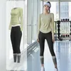 Completo da yoga Abbigliamento da allenamento per donna Set da palestra Abbigliamento sportivo da fitness Pantaloni T-shirt sportiva Leggings senza cuciture Tuta da indossare attiva 231005