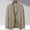Mäns kostymer 2023 High-End-mode Inget foder West Spring and Summer Light Breattable Smooth Luxury Leisure Sunscreen Suit Jacket Män