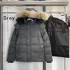 Parkas Kanada Ceketleri Katlar Erkek Kadın Tasarımcıları Aşağı Veste Homme Kış Jassen Puffer Büyük Kürk Hoodies K1