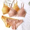 Femmes 4 couleurs sous-vêtements fil français - Bralette Ultra-mince Sexy dentelle Triangle tasse Push Up soutien-gorge ensemble soutien-gorge et culotte en coton 2205132592