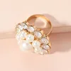 Klusterringar koreanska retro pärlpärlpärlor kristallring för kvinnor modeparty bröllop blomma finger eleganta damer smycken gåvor