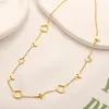 18k Gold Plated Clover Necklace Women Designer Jewelry Autumn Boutique Charm Pendant Halsband Rostfritt stål Lyxiga gåvor No Fade Necklace