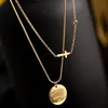 Pendentif Colliers En Vrac En Acier Inoxydable Double Ronde Coin Collier Pour Femmes Croix Clavicule Chaîne Jewlery3130