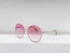 نظارة شمسية للنساء للنساء أحدث الأزياء الأزياء نظارات شمس الرجال Gafas de sol Glass UV400 مع مطابقة عشوائية 1416