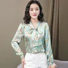 Beige Ribbon Bow Tie Neck Bluses Retro Floral Women Designer Lantern Sleeve Button Up Shirt 2023 Autumn Winter Winter Office Ladies Silk Satin Lapel Shirts Runway Tops