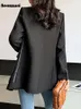 Chaqueta de piel sintética Nerazzurri de otoño para mujer, mezcla de lana negra, diseño de varias telas con cuero, con muchos bolsillos, manga larga, moda coreana, ropa de calle 231005