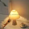 Tischlampen ZK50 USB Kreative Rattan Plissee Tischlampe Retro Schlafzimmer Desktop Dekoration Nachttischlampe YQ231006