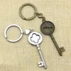 キーチェーンラブピーチハートクローバーキーシェイプカボチョンベースフィットラウンド20mm dia diy keychain亜鉛合金リングジュエリーの発見