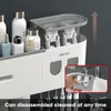 Tandborstehållare magnetiska tandborstehållare vägg förvaring rack koppar med 2 tandkräm dispenser för hem arrangör badrumstillbehör set 231005