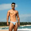 Traje de baño para hombres Trajes de baño con estampado azul y blanco 2022 Hombres Pantalones cortos de playa Pantalones cortos de surf Calzoncillos de surf Sexy Low Wait Tight Gay Swim Bikinis Sun276M