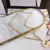 Modieuze stijl hanger kettingen prachtige accessoires klassieke designer sieraden voor vrouwen ontwerp artistiek smaak luxe 18k goud-pl238R