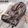 dvlwsファッション秋のスカーフスネークスキンプリントヘッドスカーフポリエステル高品質の縫い目女性ヒジャーブスカーフバンドset236v