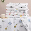 Handdukar Retlar Pure Cotton Four-Layer Gaze Baby Bath Handduk Hem Huva pojkar Badhandduk Fyra säsonger Barnens absorberande badhandduk 231006