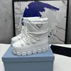 Designerlaarzen Sneeuwpluche laarzen met trekkoord Bovenkant Hoge kwaliteit dameslaarzen Halve laarzen Klassieke stijl schoenen Winter Herfst Snowboots Skischoenen