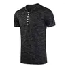 Magliette da uomo Camicia da uomo T-shirt a maniche corte Maglietta con bottoni alla moda con scollo a V Top T-shirt Arriva abbigliamento elegante maschile