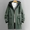 Trenchs de Hommes Plus Taille Long Manteau 2023 Streetwear Mode Imprimé Noir Vert Coupe-Vent Hommes À Capuche Veste Décontractée 8XL