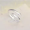 Cluster Ringe YLWHJJ Marke Kreative Liebe Umarmung Silber Farbe Frauen Ring Mode Dame Offenen Schmuck