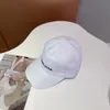 Erkek Kadınlar İçin Üst düzey Tasarımcı Kova Şapkası Marka Mektup Top Caps 4 Mevsimler Ayarlanabilir Lüks Beyaz Beyaz Beyzbol Şapkaları Kapak Bağlayıcı Güneş Şapkaları En Kalite Yüksek Kalite