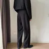 Męskie spodnie Pearl Button Show Modna luźna prosta prosta Korean Streetwear Office Długie garnitur Spodni Man Harajuku