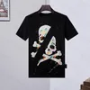 Phillip Plain Men Designer PP Skull Diamond T-shirt Kort ärm Dollar Brown Bear Brand Tee O-Neck High Quality Skulls Tshirt Tee210h