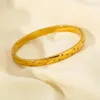 Bangle الأنيقة 18 كيلو الذهب مطلي بالفولاذ المقاوم للصدأ الحجر الحجر المعبدة سوار مشبك النجمة للنساء المجوهر