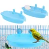 لوازم الطيور الأخرى 1pc حوض استحمام الحيوانات الأليفة قفص معلقة وعاء الببغاء حوض الاستحمام مربع دش صغير ألعاب الملحقات