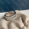 Anelli di design con anelli di diamanti da donna di lusso per donne Anello di fidanzamento Lady Wedding Gioielli squisiti di alta qualità