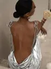 Robes décontractées Luxe Sexy Dos Nu Robe Métallique Femmes Été Glitter Slim Slip Party Club Halter Longue Dropshippoing Et En Gros