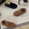 2023-slippers scuff slide vrouwen mannen gloednieuwe enkellaarsjes suede shearling sandalen schapenvacht slip op bont laarsjes slippers