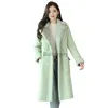 Pelliccia sintetica da donna 2021 Cappotto invernale in lana di agnello di media lunghezza Cappotto da donna in pelle di cervo imbottito in cotone addensato in velluto Collo in pelliccia grande Cappotto slim fitL231007