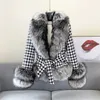 Kvinnors päls faux päls kappa kvinnor 2022 höst vinter ny ung stil kort houndstooth imitation silver räv päls varma plysch faux päls rockar fel231007