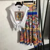 Vintage Imprimer Gilet T-shirts Robe Costumes Pour Femmes Design Marque Dames Pull Taille Haute Jupes Deux Pièces Ensembles Vacances Summer314Y