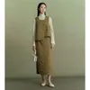 Robes de travail Ensembles de jupes pour femmes Col carré sans manches Gilet irrégulier Jupes mi-longues Chinois élégant doux Deux pièces Vêtements pour femmes