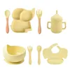 Tasses Vaisselle Ustensiles 3/5/8 PCS Bébé Silicone Ensemble D'alimentation Assiette Ventouse Bol Tasse Bavoirs Cuillère Fourchette Ensembles Antidérapant Vaisselle Vaisselle Plats Sans BPA 231007