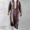 メンズカジュアルシャツイスラム教徒の男性ローブストライププリントフード付き長袖ラペル男性伝統的な服プラスサイズルーズカフタン189S
