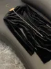 秋の黒いソリッドカラービーズドレス長袖の丸い首のスパンコールショートカジュアルドレスo3o072709