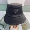 Nylon Bucket Hat For Men and Women Classic Designer Fashion Metal Sun Caps Black Fisherman Beach Sun Visor Hats Folding Bowler FLA310B