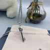 Ketting Dames Hangers voor kettingen Luxe verzilverde sieraden Memento Designer Mori Skull Key Amulet in sterling zilver met pave zwarte diamanten