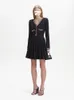 928 2023 Milan Style Runway Dress Autumn V Neck Long Sleeve Mid Calf Black Brand Same Style Empire Womens Dress Fashion changji