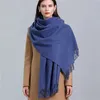 Szaliki 32 Kolor stały gruby kaszmirowy szalik odpowiedni dla kobiet duży 190 68 cm Paszmina zimowa ciepła torba szalona bufanda z frędzlami 231007