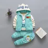 Set di abbigliamento Autunno Inverno Vestiti per bambina Bambini Ragazzi Gilet con cappuccio addensato T-shirt Pantaloni 3 pezzi / set Costume per bambini Tute per bambini 231007